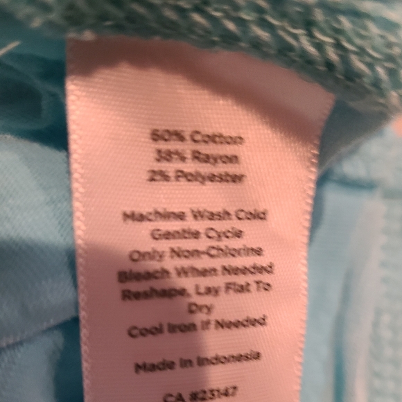 Tee - Picture 5 of 5